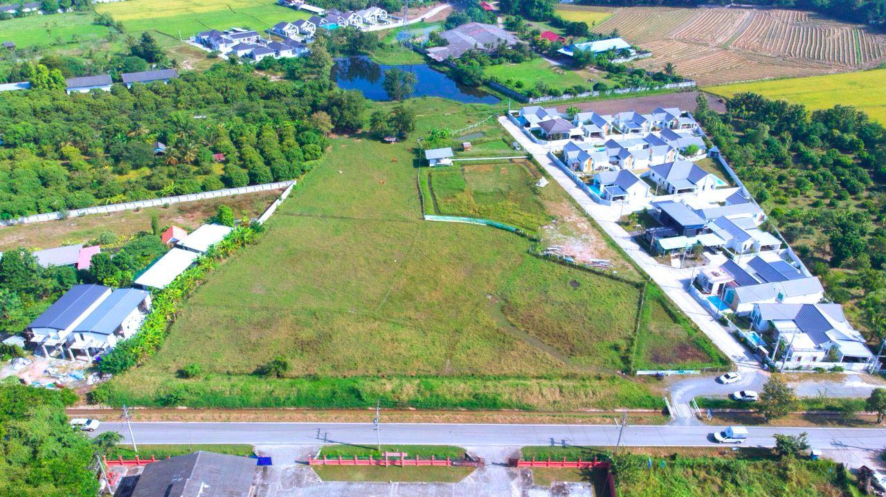  Land For Sale in Nong Kaeo, Hang Dong, Chiang Mai - Image 2