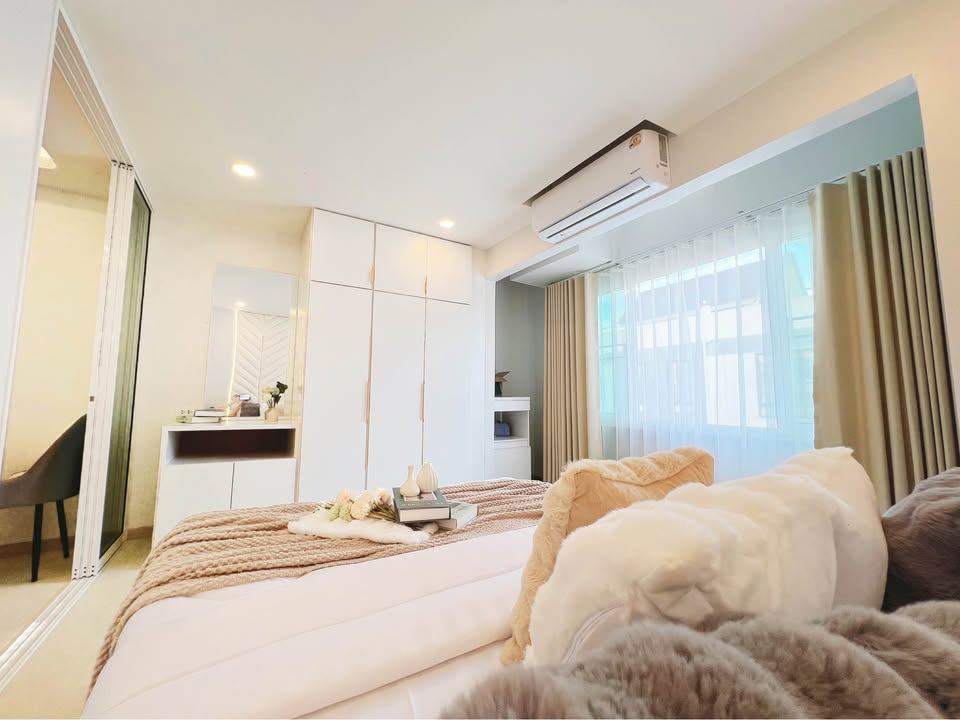 Seven Star Condo - Image 5