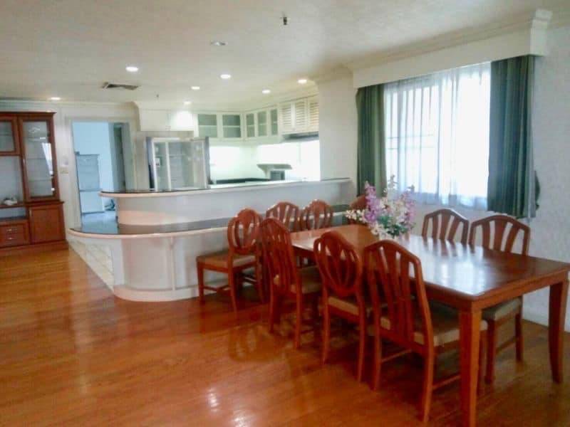 3 Bedroom Condo For Sale in Khlong Tan Nuea, Vadhana, Bangkok - Image 2