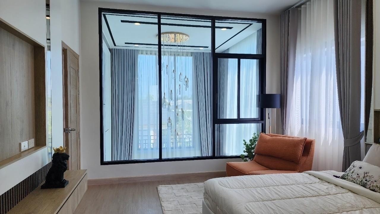 4 Bedroom House For Sale in San Phak Wan, Hang Dong, Chiang Mai - Image 9