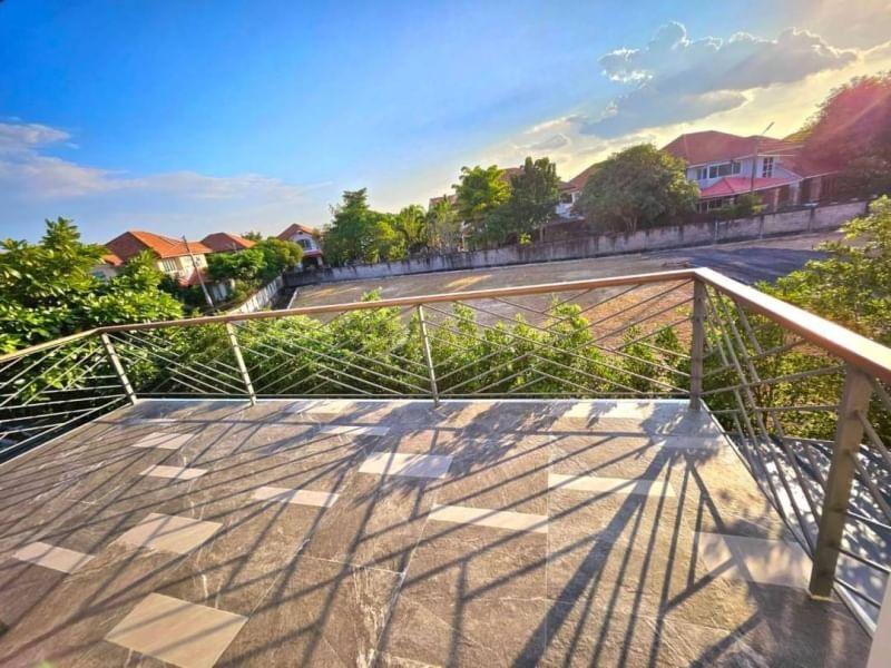 5 卧室 独立房屋  在  - Image 20