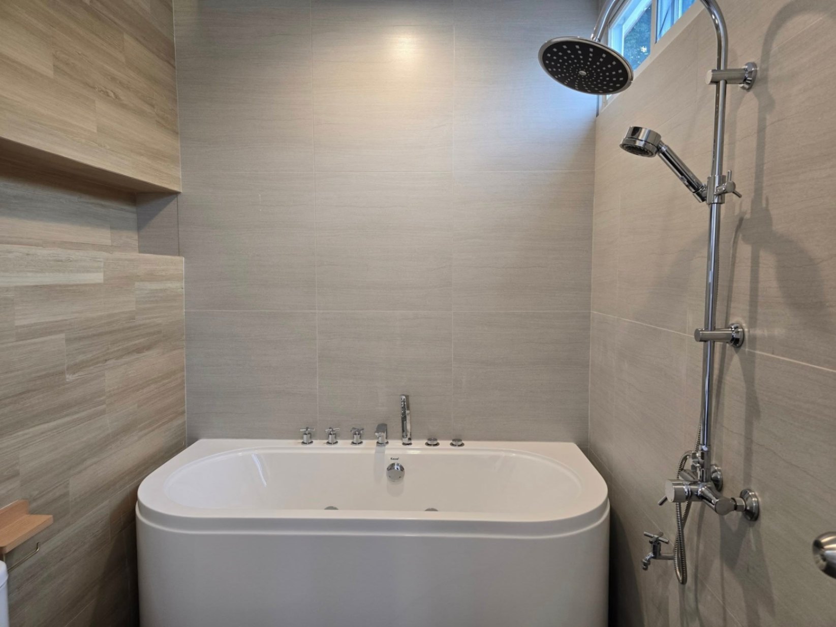 4 Bedroom House For Sale in Pa Daet, Mueang Chiang Mai, Chiang Mai - Image 10