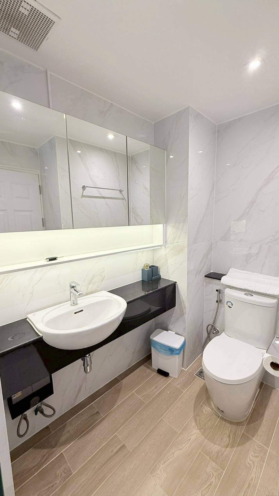 1 Bedroom Condo For Rent in Bang Kho Laem, Bang Kho Laem, Bangkok - Image 8