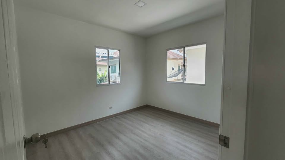 3 Bedroom House For Sale in Racha Thewa, Bang Phli, Samut Prakan - Image 14