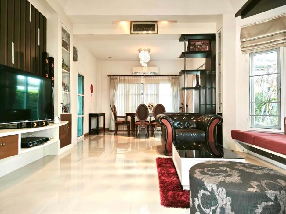San Saran - Mod Chic - Image 2