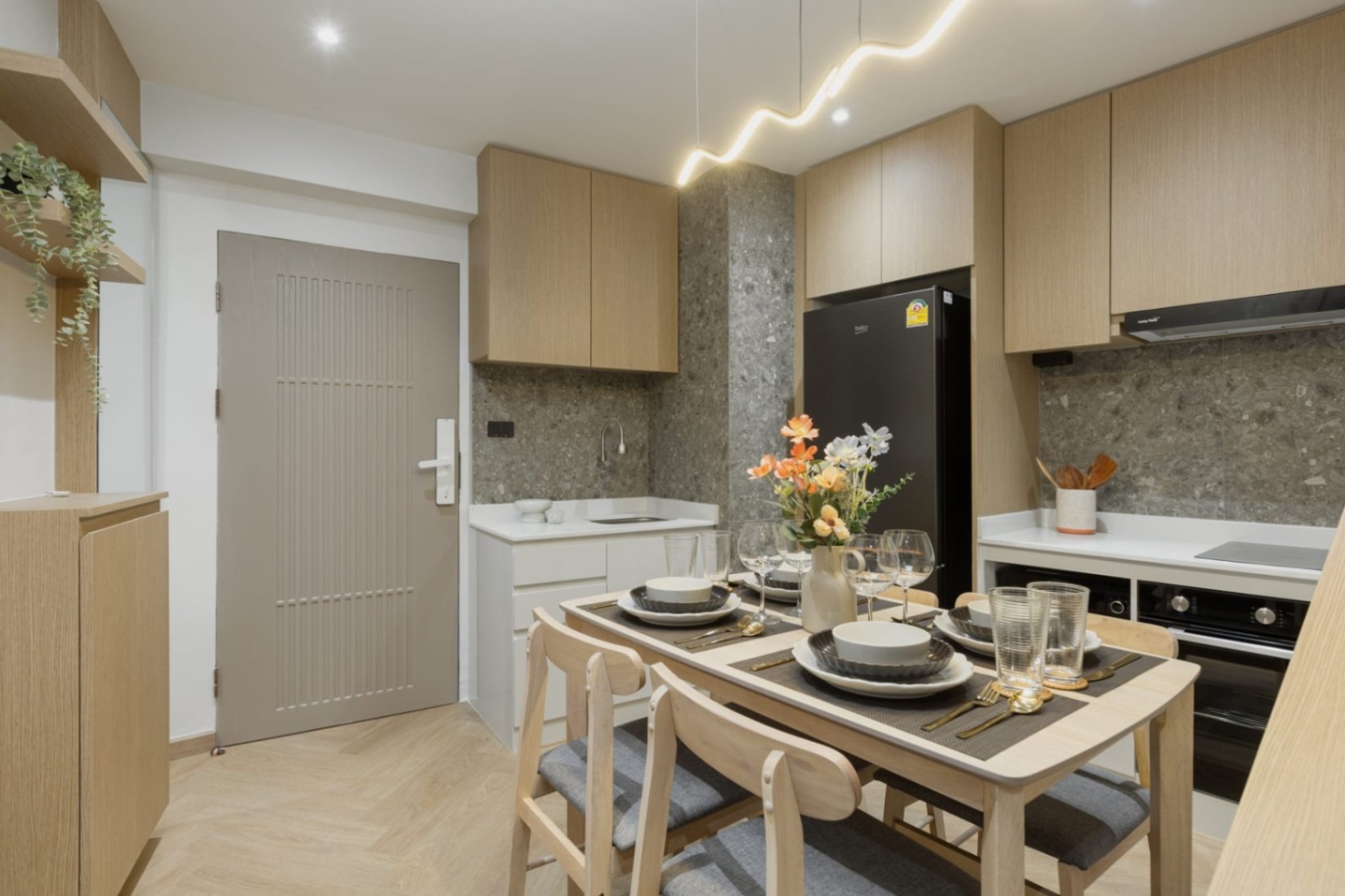 Chom Doi Condo 2 - Image 2
