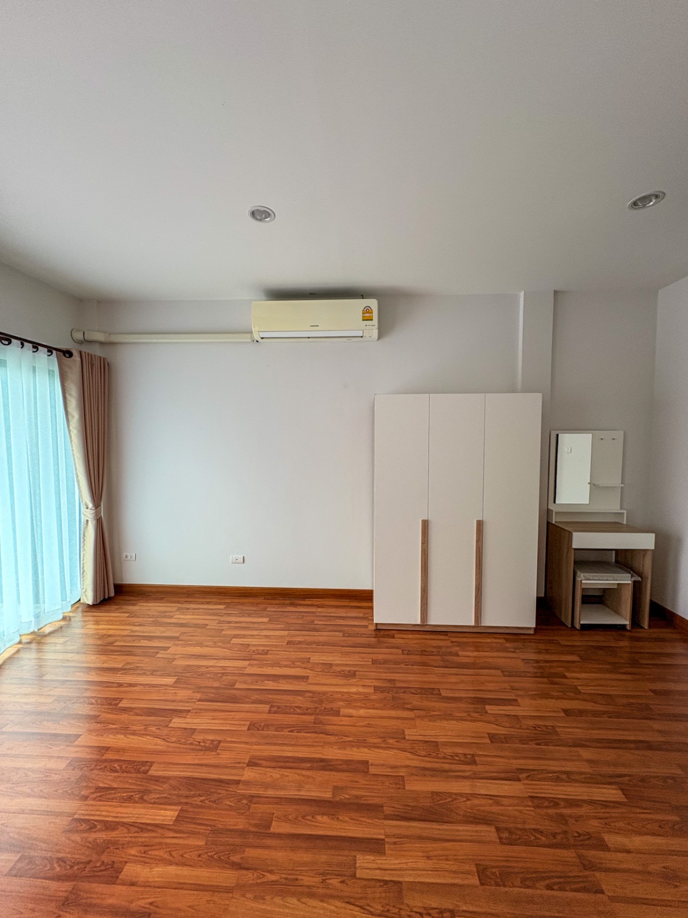 3 Bedroom Townhouse For Rent in San Sai Noi, San Sai, Chiang Mai - Image 6