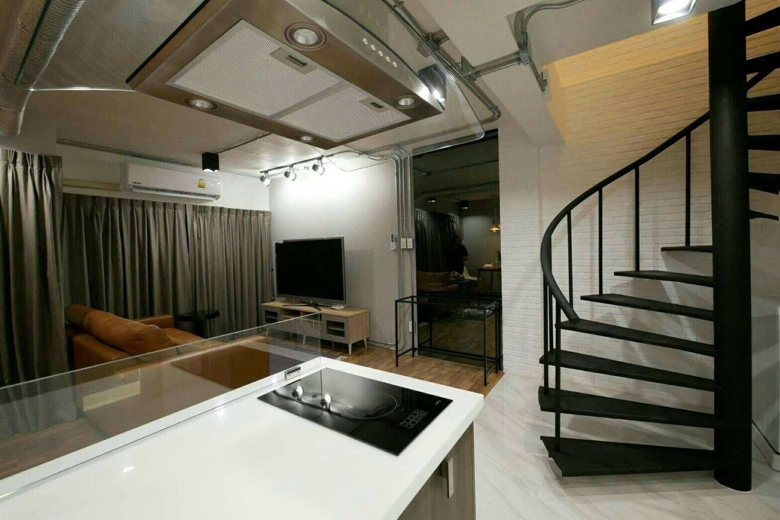 Thonglor Tower - Image 4