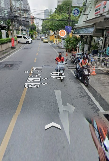  Retail Space For Sale in Khlong Tan, Khlong Toei, Bangkok - Image 4