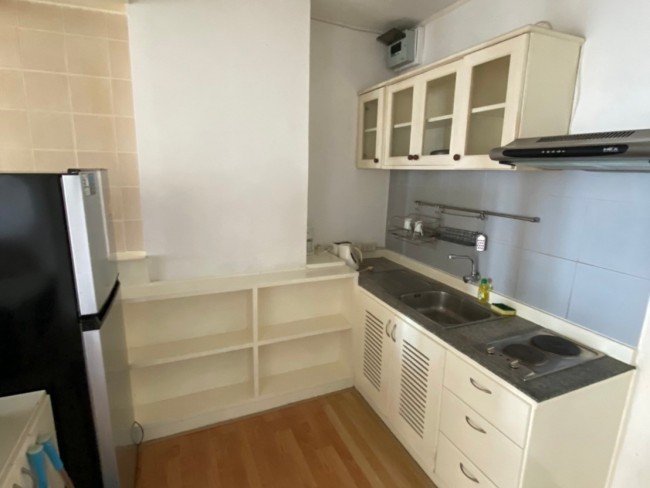 Riverside Condo - Image 4