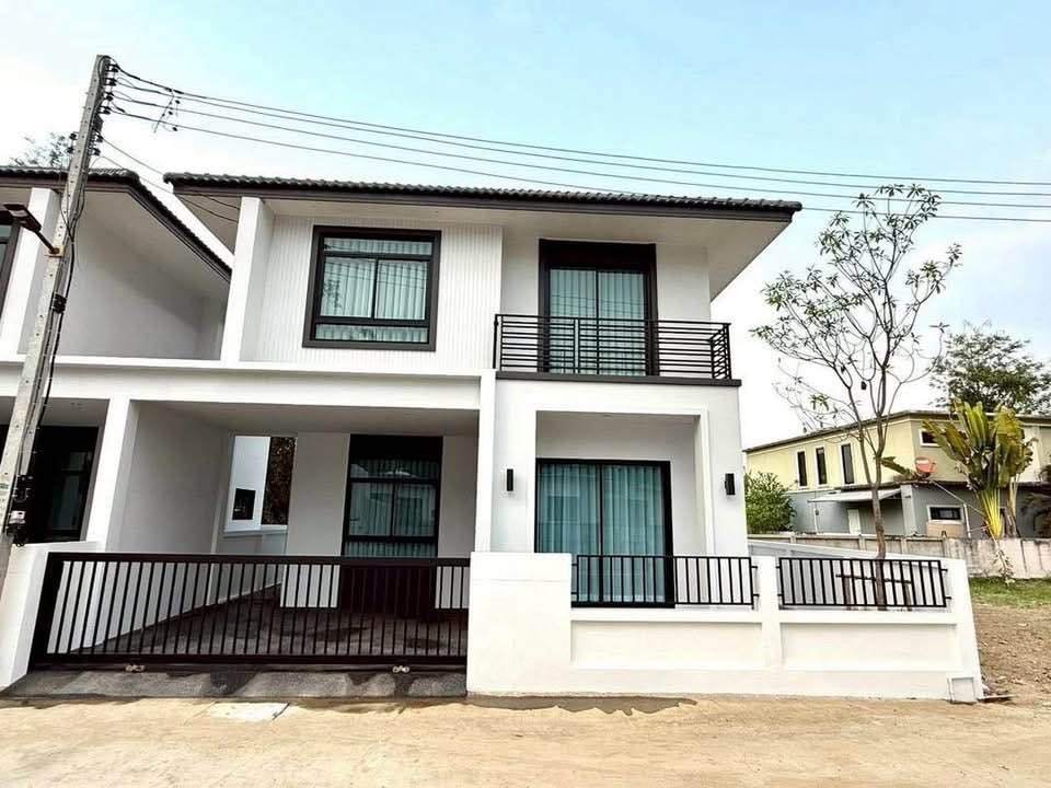 3 Bedroom House For Sale in Ban Waen, Hang Dong, Chiang Mai - Image 1