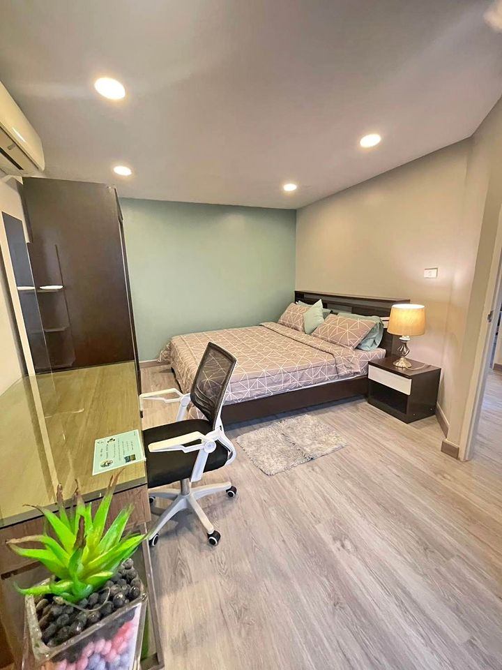 103 Condo Sukkasem - Image 3