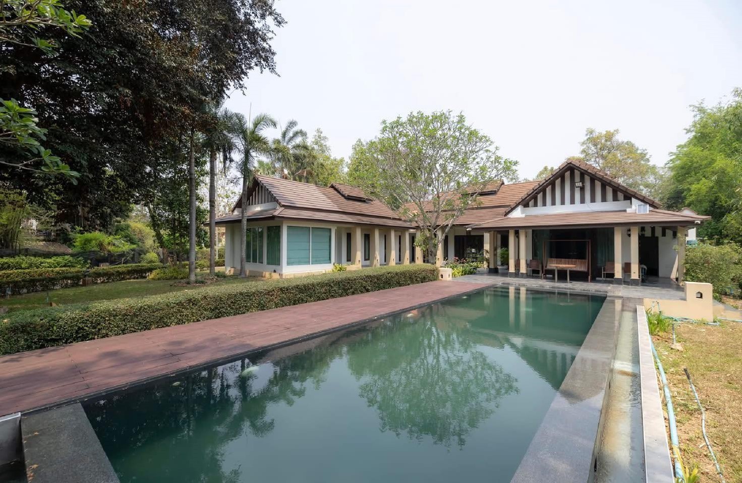 6 Bedroom House For Sale in Pa Daet, Mueang Chiang Mai, Chiang Mai - Image 2