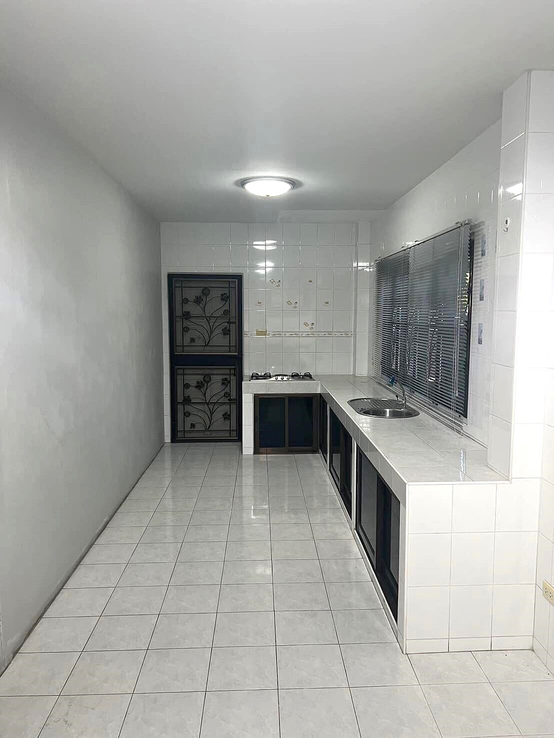 6 ห้องนอน บ้านเดี่ยว สำหรับขาย ใน สุเทพ, เมืองเชียงใหม่, เชียงใหม่ - Image 4
