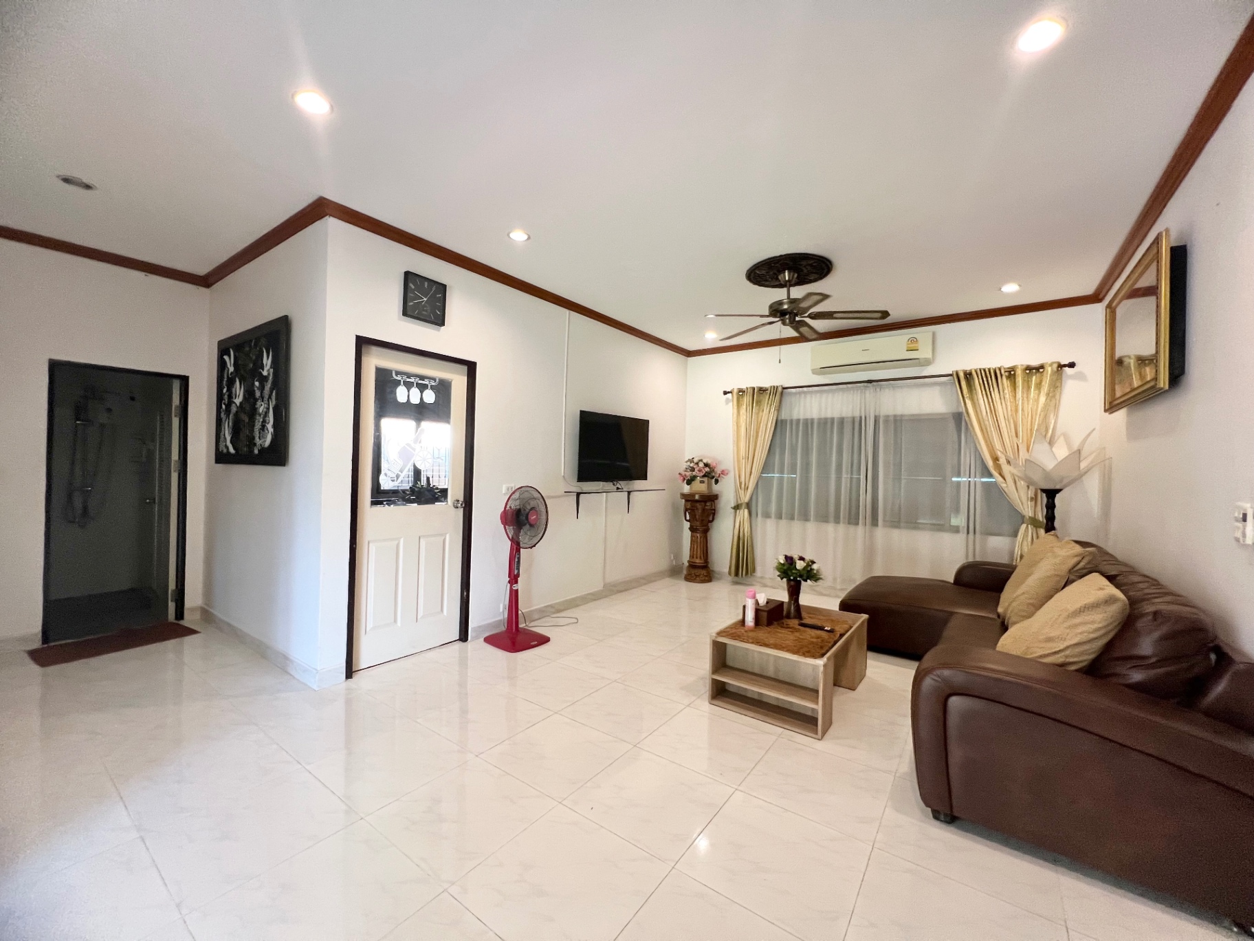 3 Bedroom House For Sale in Nong Khwai, Hang Dong, Chiang Mai - Image 9