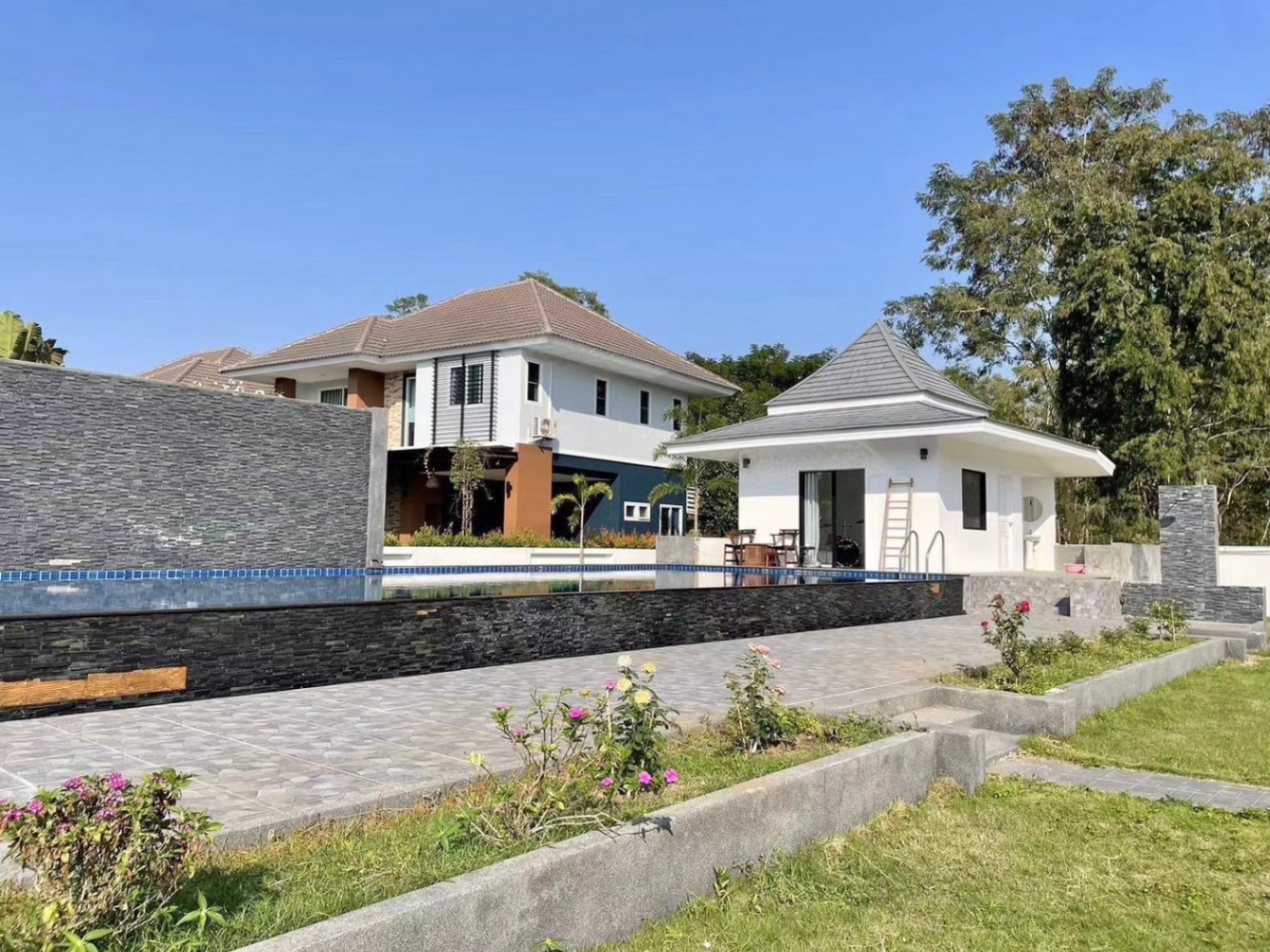7 Bedroom House For Rent in Nong Han, San Sai, Chiang Mai - Image 12