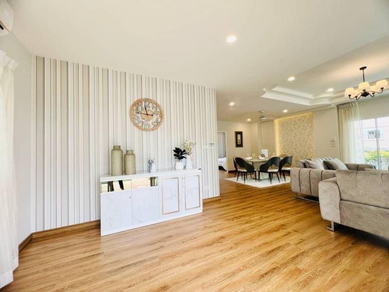 4 Bedroom House For Sale in Hang Dong, Hang Dong, Chiang Mai - Image 7