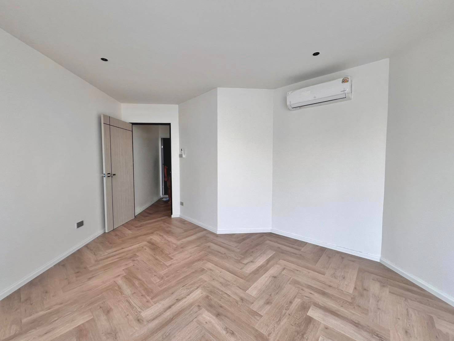 Vieng Ping Condo - Image 7