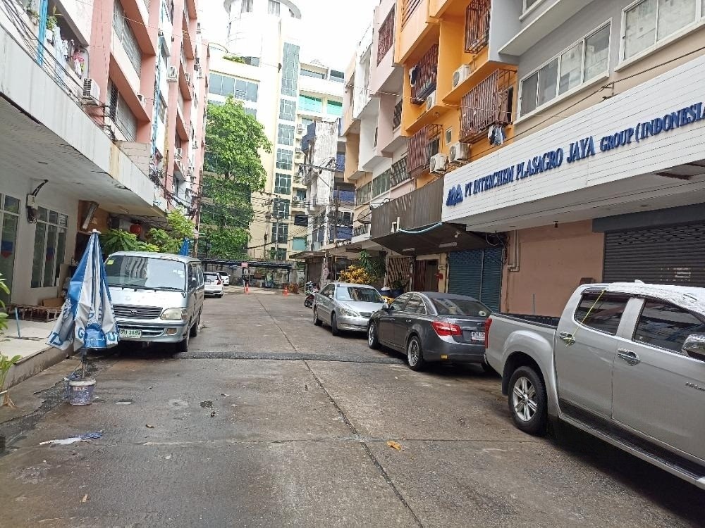  Retail Space For Sale in Khlong Tan Nuea, Vadhana, Bangkok - Image 8