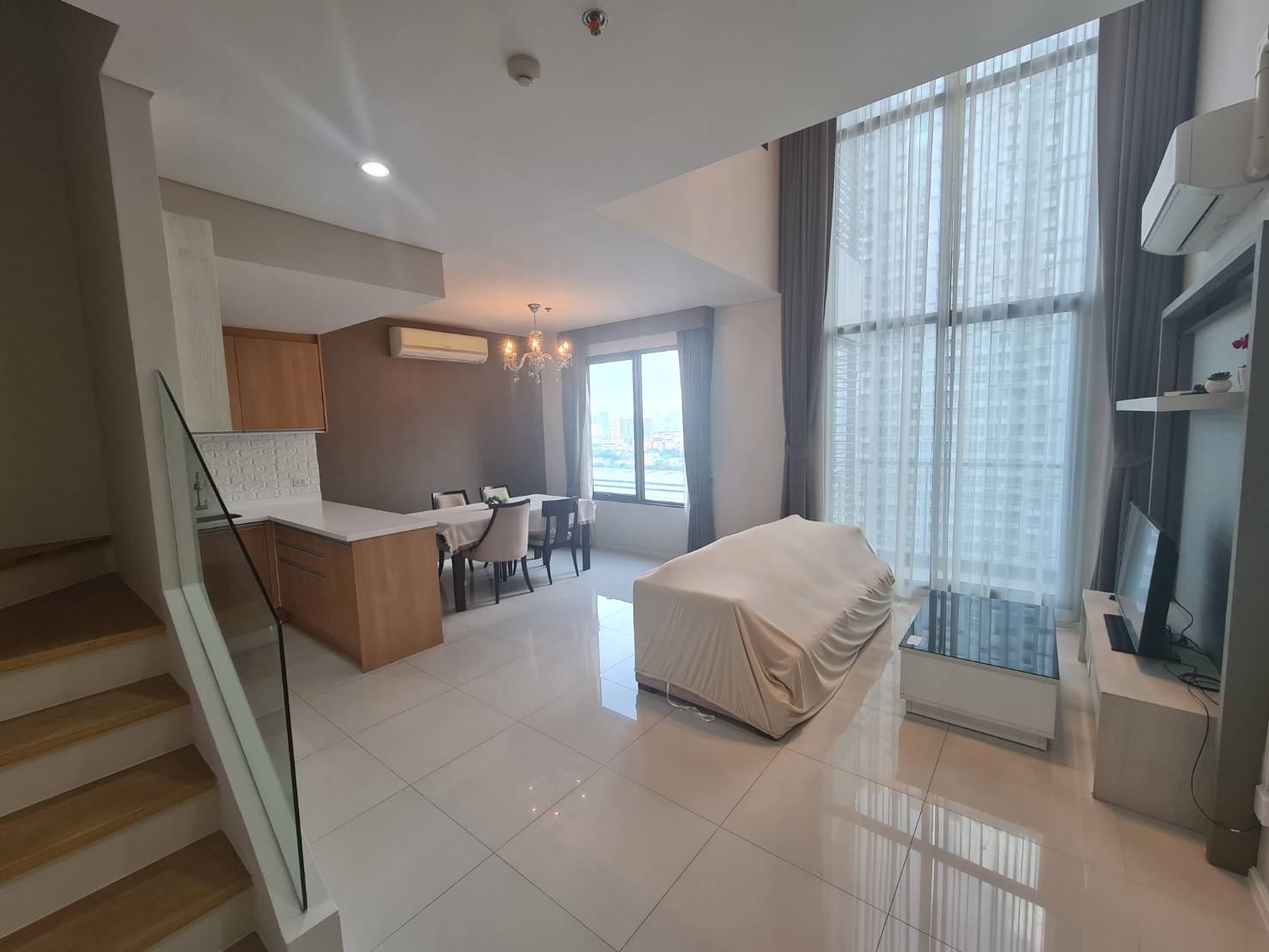 2 Bedroom Condo For Sale in Khlong Toei, Khlong Toei, Bangkok - Image 2