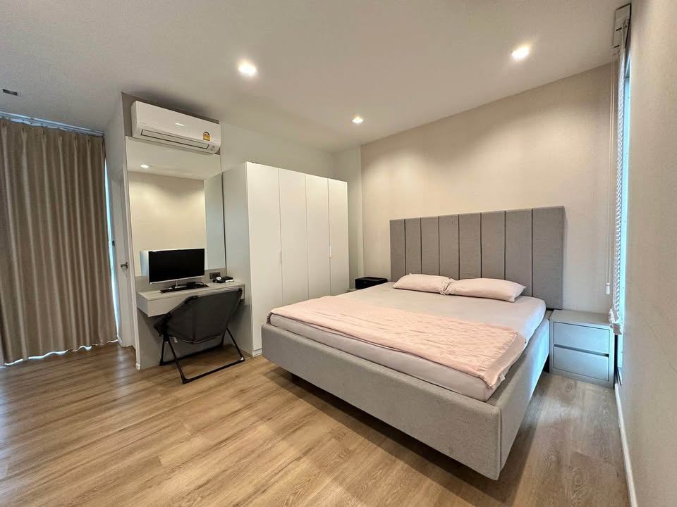 5 Bedroom House For Rent in San Phak Wan, Hang Dong, Chiang Mai - Image 18