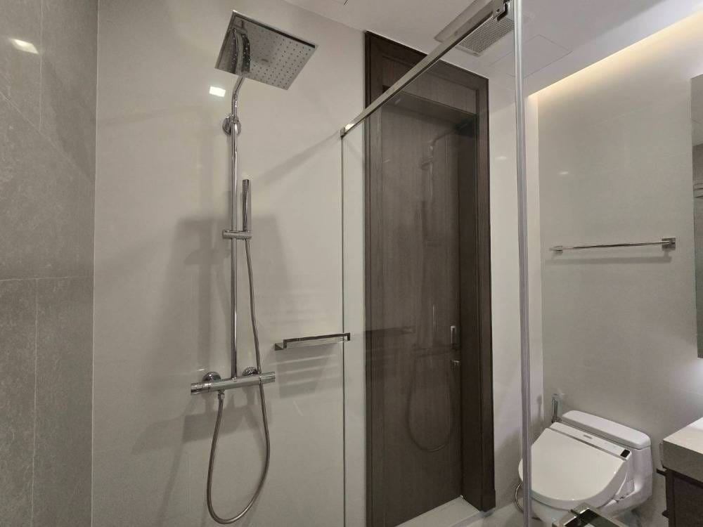 Q1 Sukhumvit Condo by Q House - Image 16