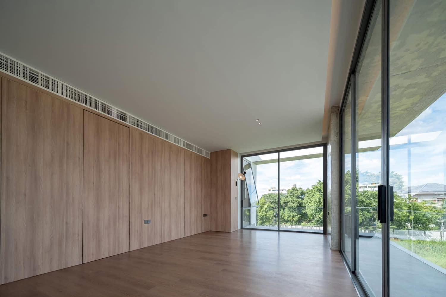 4 Bedroom House For Sale in Phra Khanong Nuea, Vadhana, Bangkok - Image 18