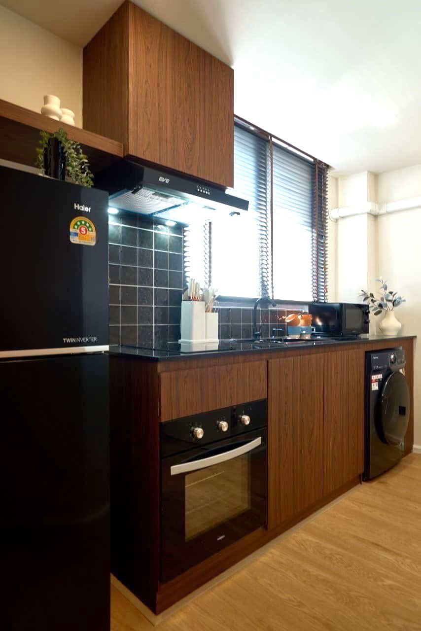 103 Condo Sukkasem - Image 3