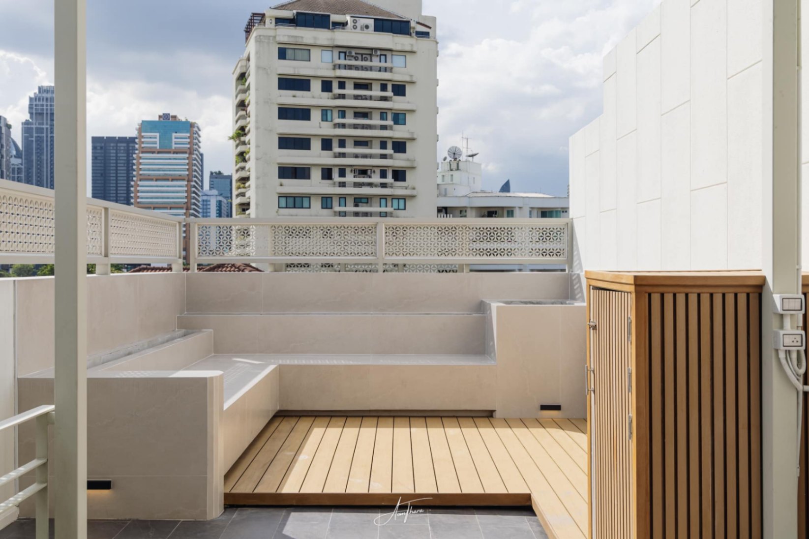 3 Bedroom House For Sale in Phra Khanong Nuea, Vadhana, Bangkok - Image 12