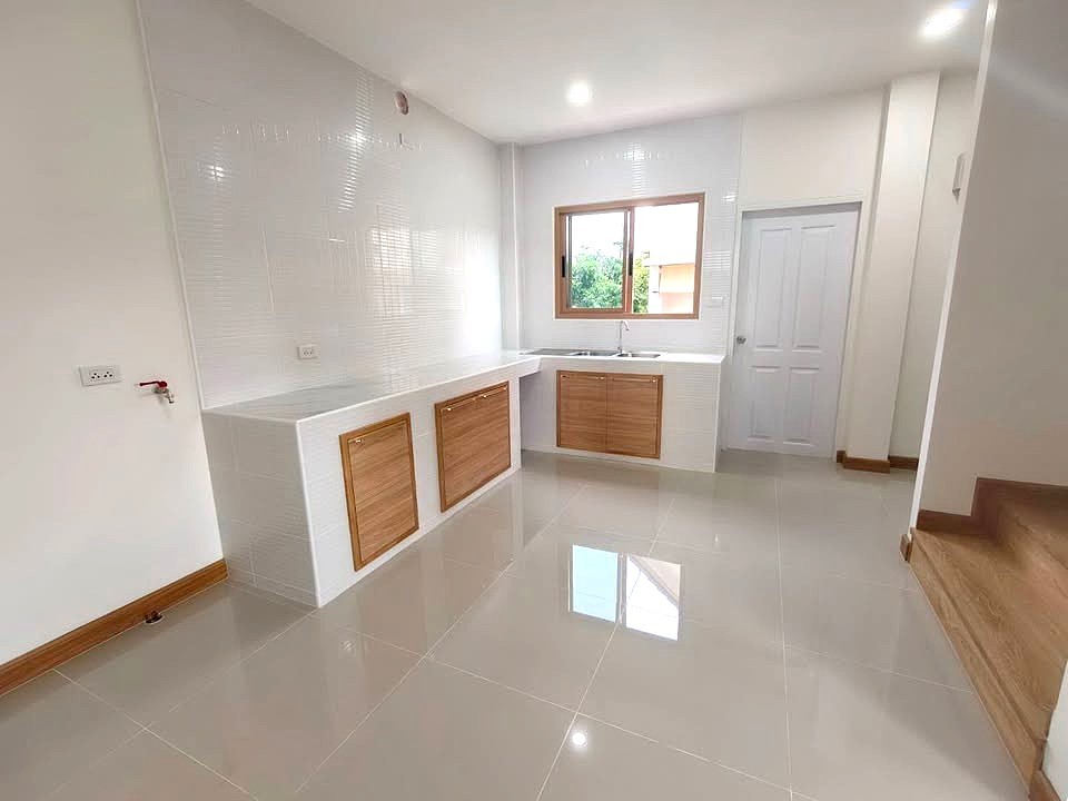 3 Bedroom House For Rent in Ban Waen, Hang Dong, Chiang Mai - Image 3