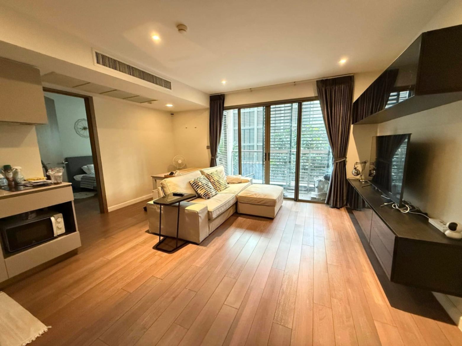 1 Bedroom Condo For Sale in Wang Mai, Pathum Wan, Bangkok - Image 1