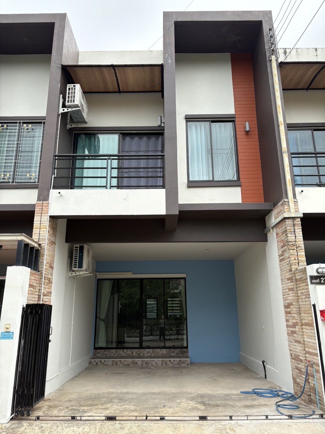 3 Bedroom Townhouse For Rent in San Sai Noi, San Sai, Chiang Mai - Image 1
