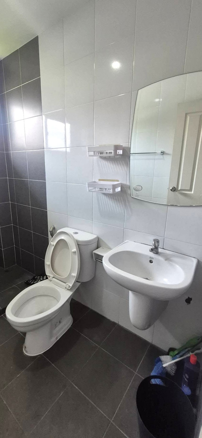 Vararom Premium City Hall - Image 10