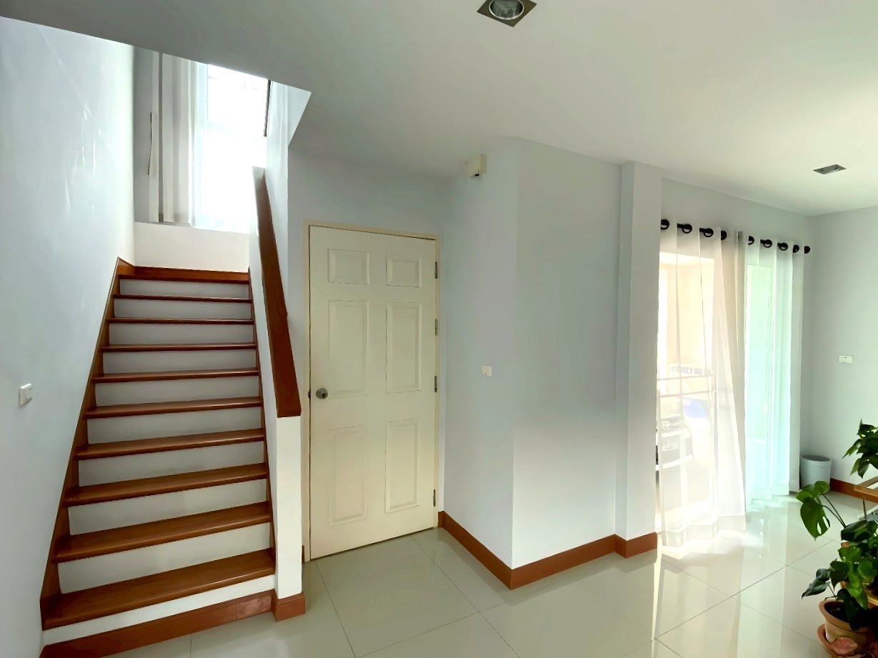 Wararome Kaew Nawarat - Image 4