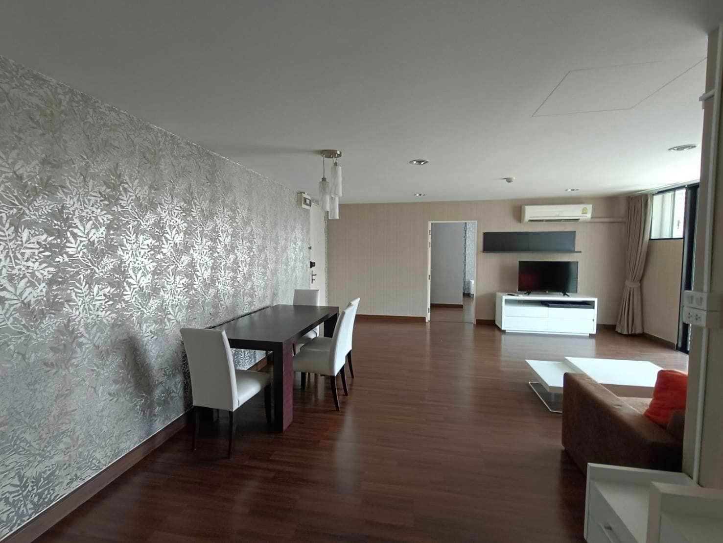 D65 Condominium - Image 9