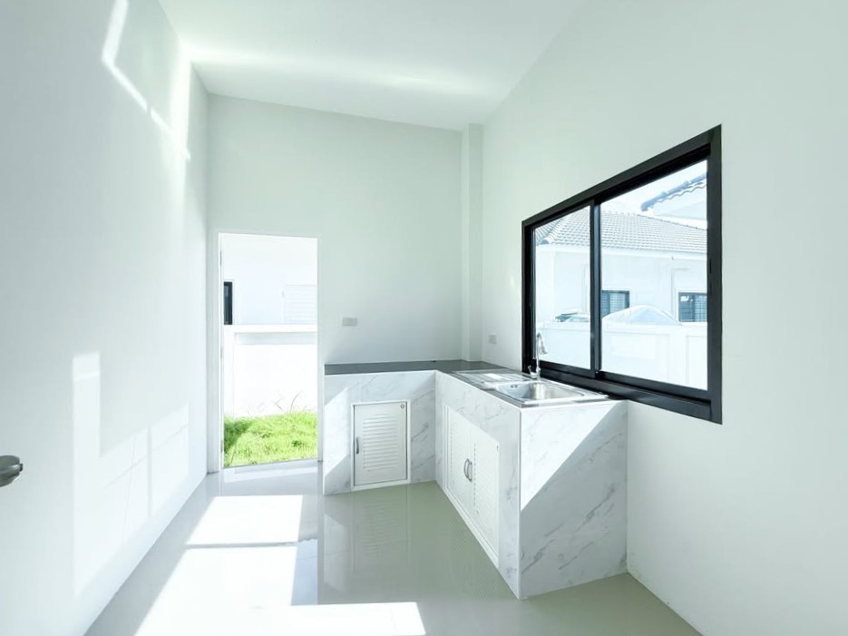 3 Bedroom House For Sale in San Sai Luang, San Sai, Chiang Mai - Image 6