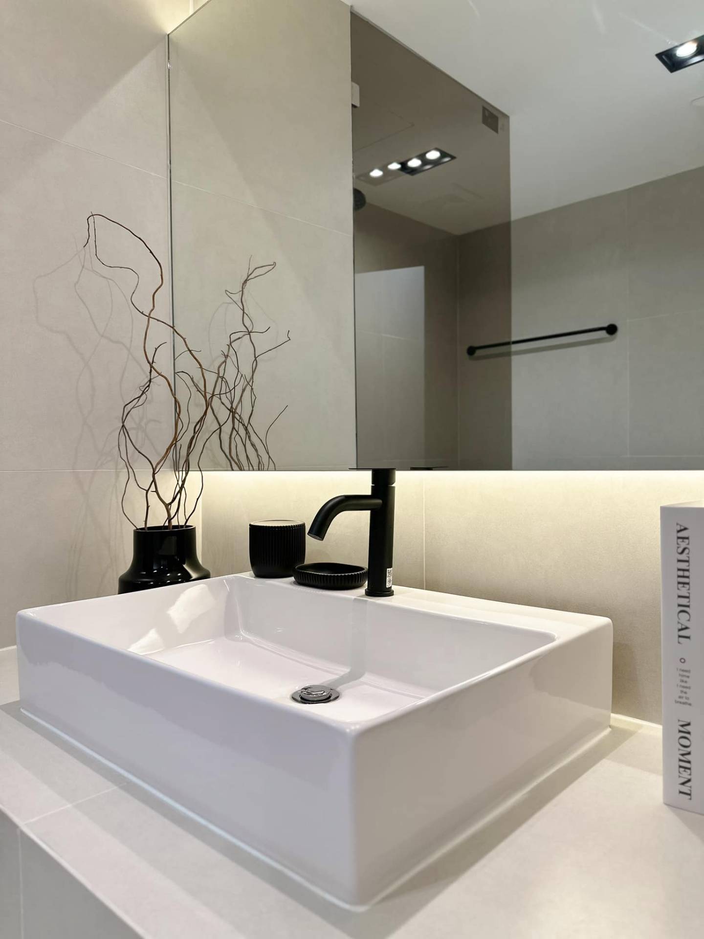 Supanich Condo - Image 20