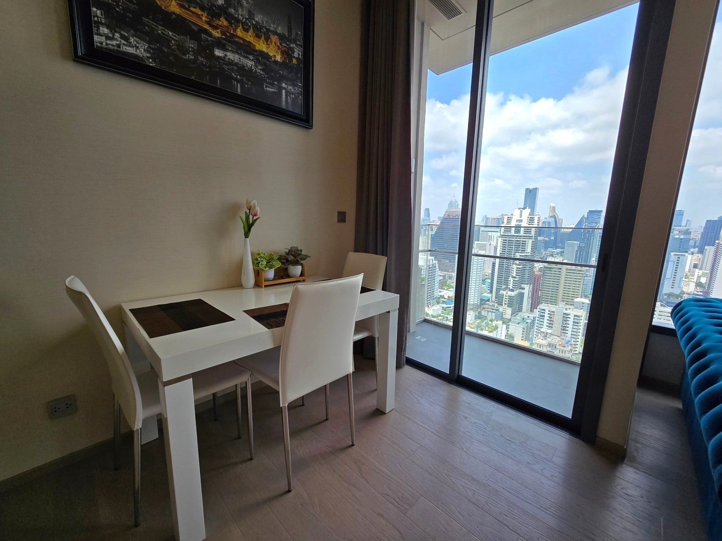 THE ESSE Asoke - Image 10