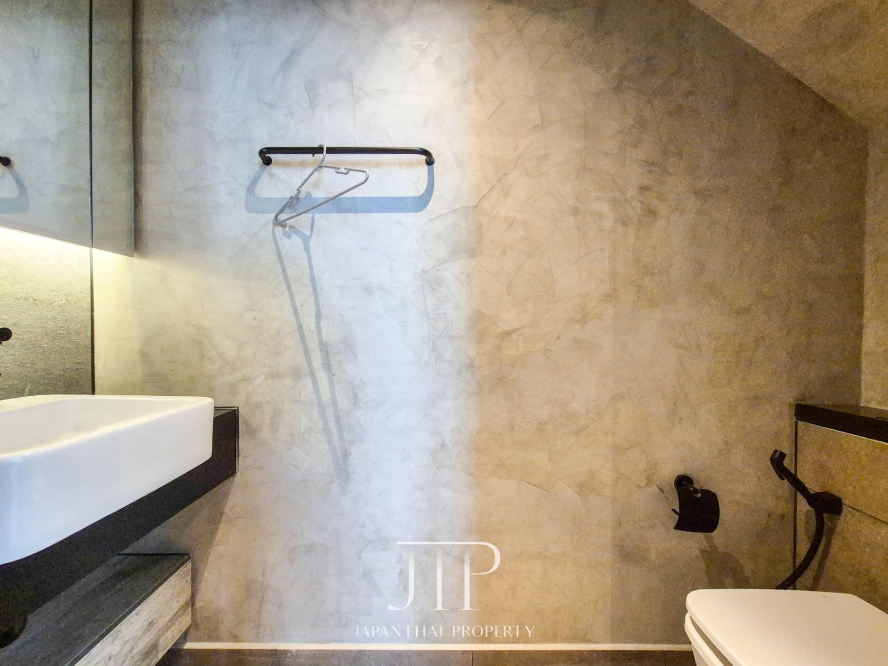The Lofts Asok by Raimon Land - Image 4