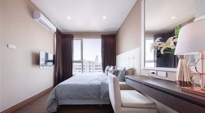 Ivy Thonglor 23 - Image 2