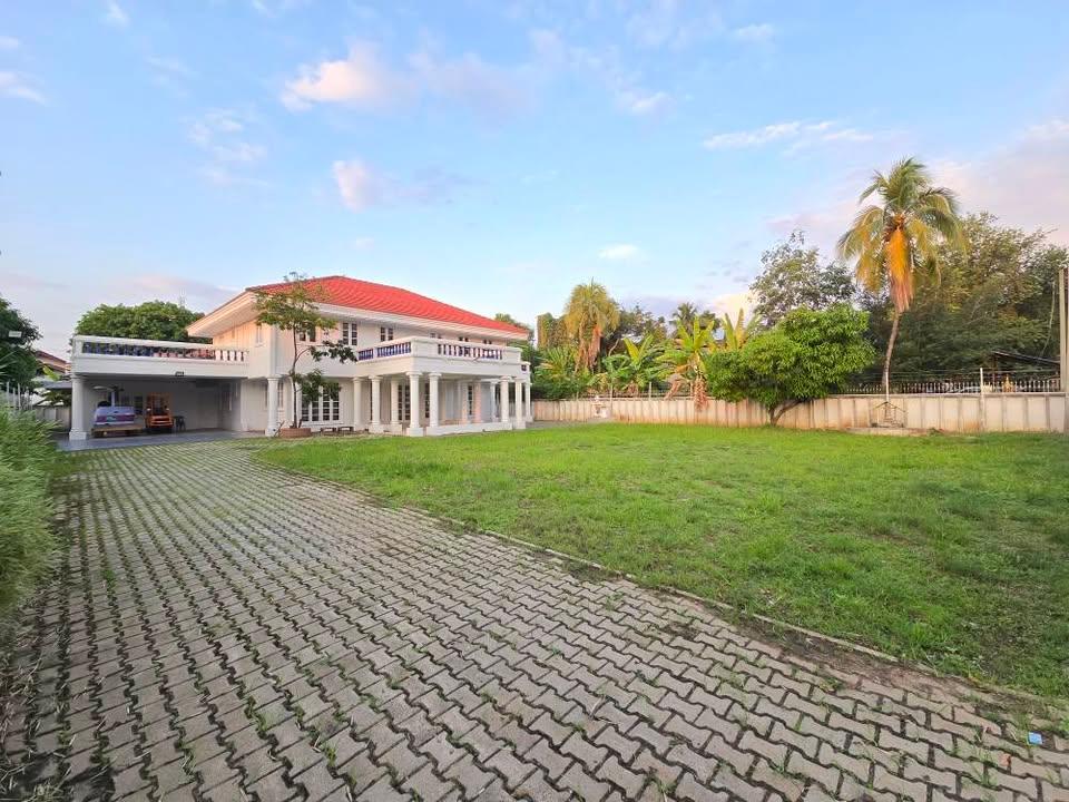 21533b08-3399-4cd1-b285-4876f2541408