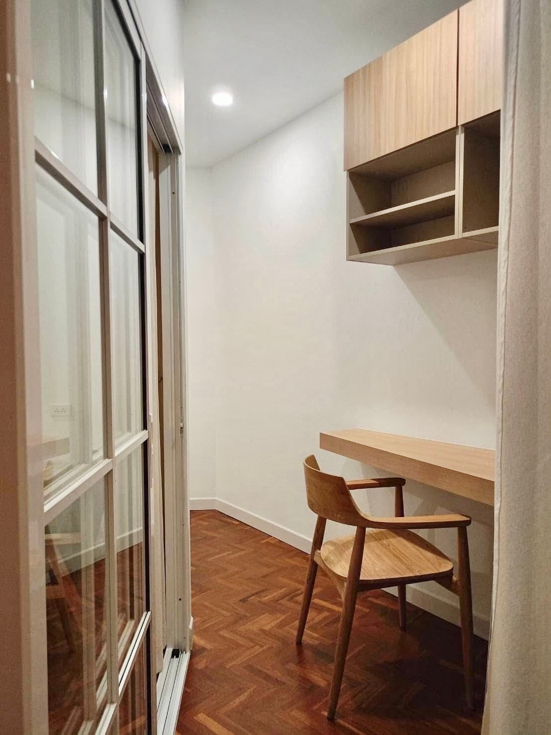 Riverside Condo - Image 7