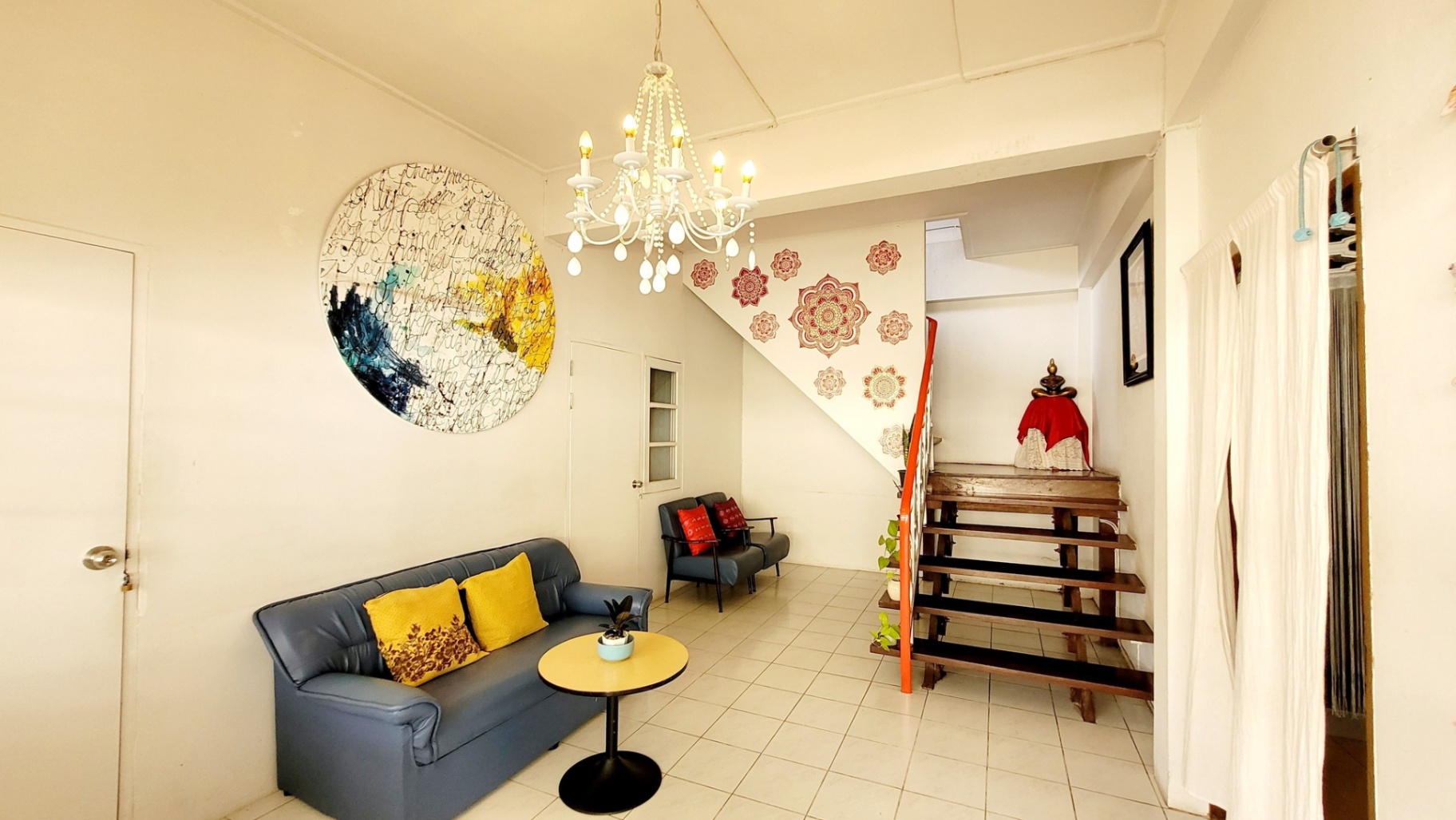 5 Bedroom House For Rent in Si Phum, Mueang Chiang Mai, Chiang Mai - Image 2