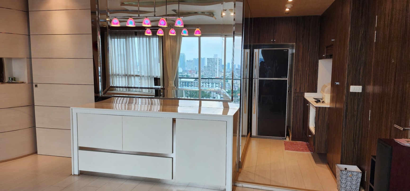 1 Bedroom Condo For Sale in Sam Sen Nok, Huai Khwang, Bangkok - Image 6