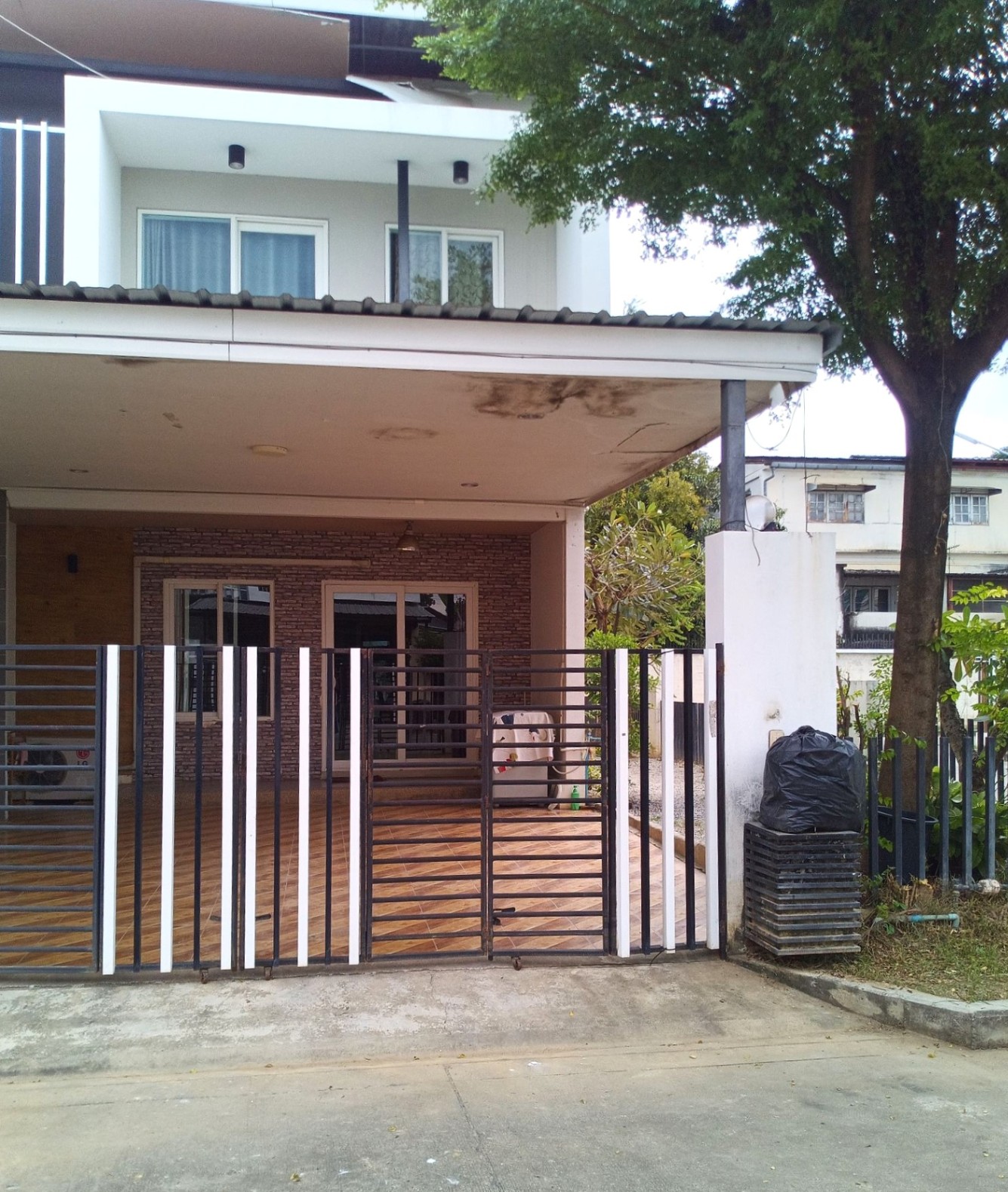 บ้านกาญจน์กนก 19 - Image 1
