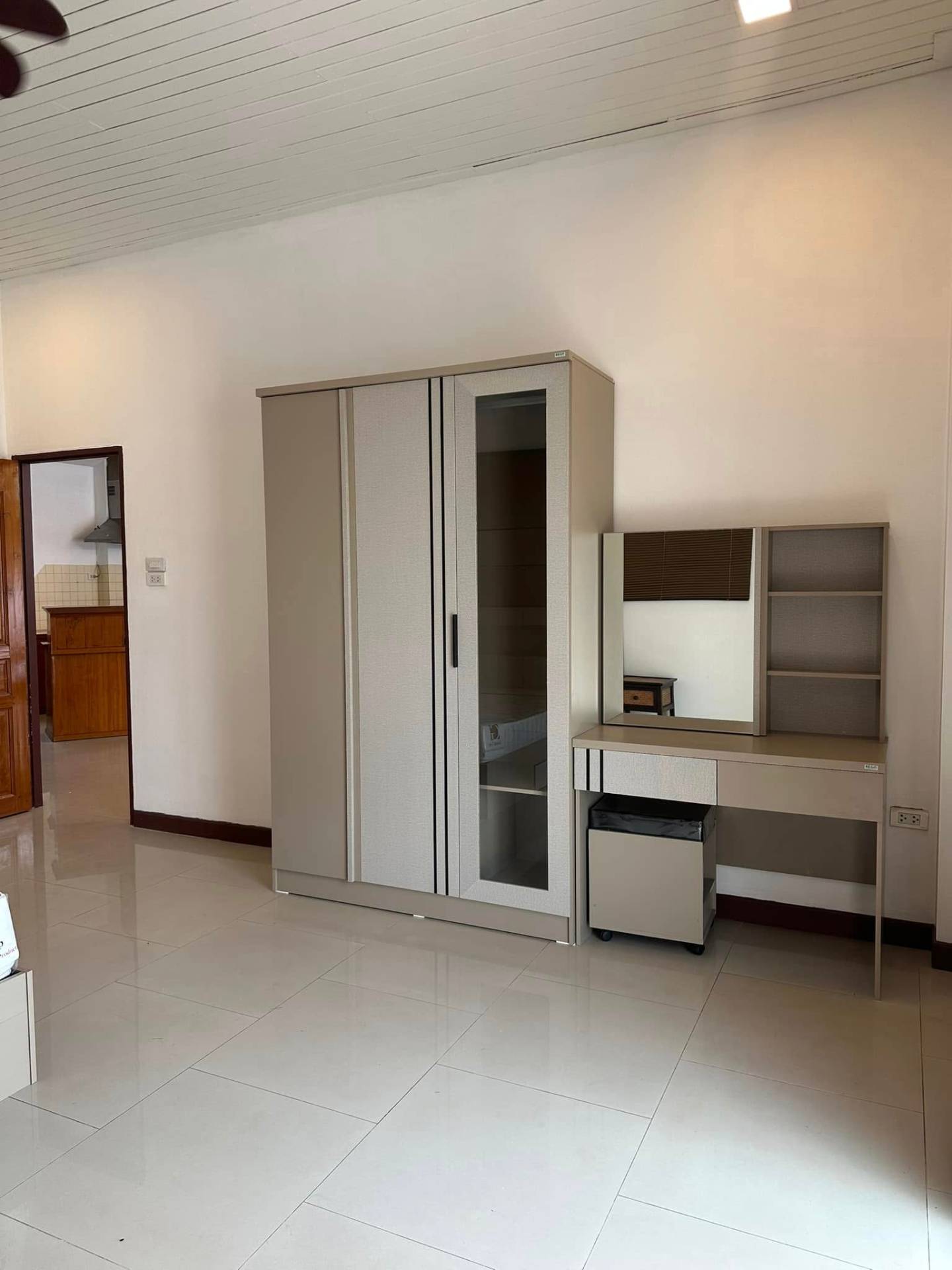 2 Bedroom House For Sale in San Phak Wan, Hang Dong, Chiang Mai - Image 7