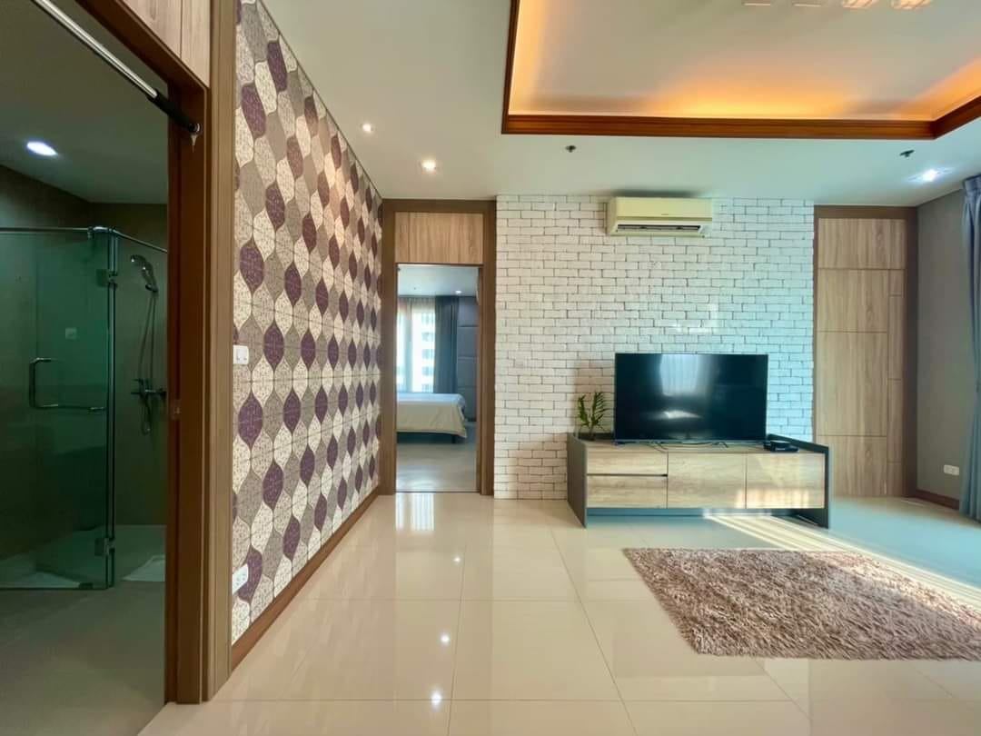 Villa Asoke Condominium - Image 10