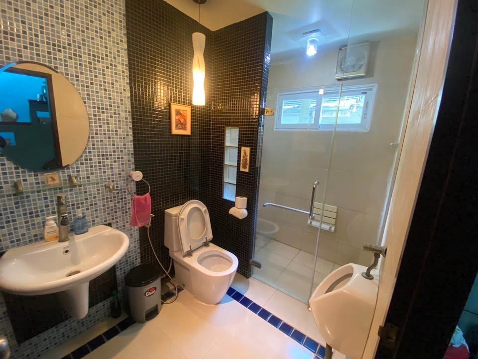 5 ห้องนอน บ้านเดี่ยว สำหรับขาย ใน สวนหลวง, สวนหลวง, กรุงเทพมหานคร - Image 11