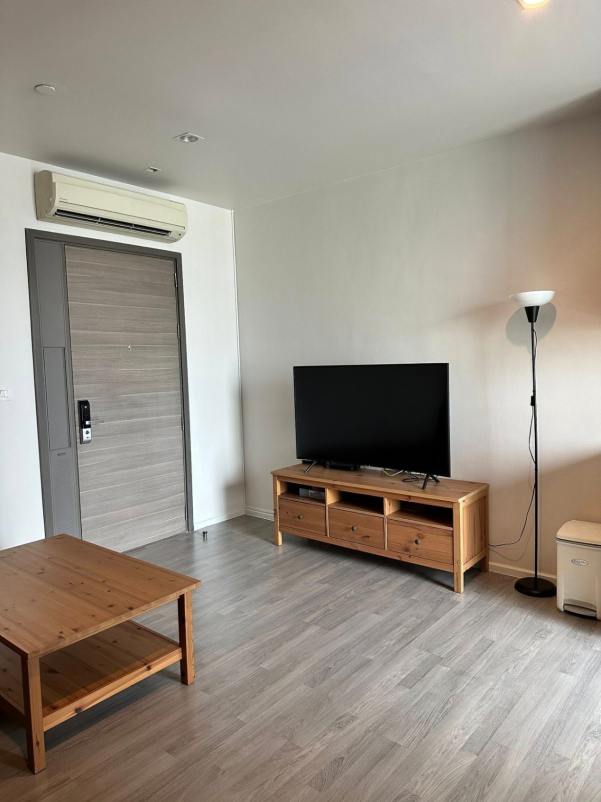 The Room Sukhumvit 69 - Image 2