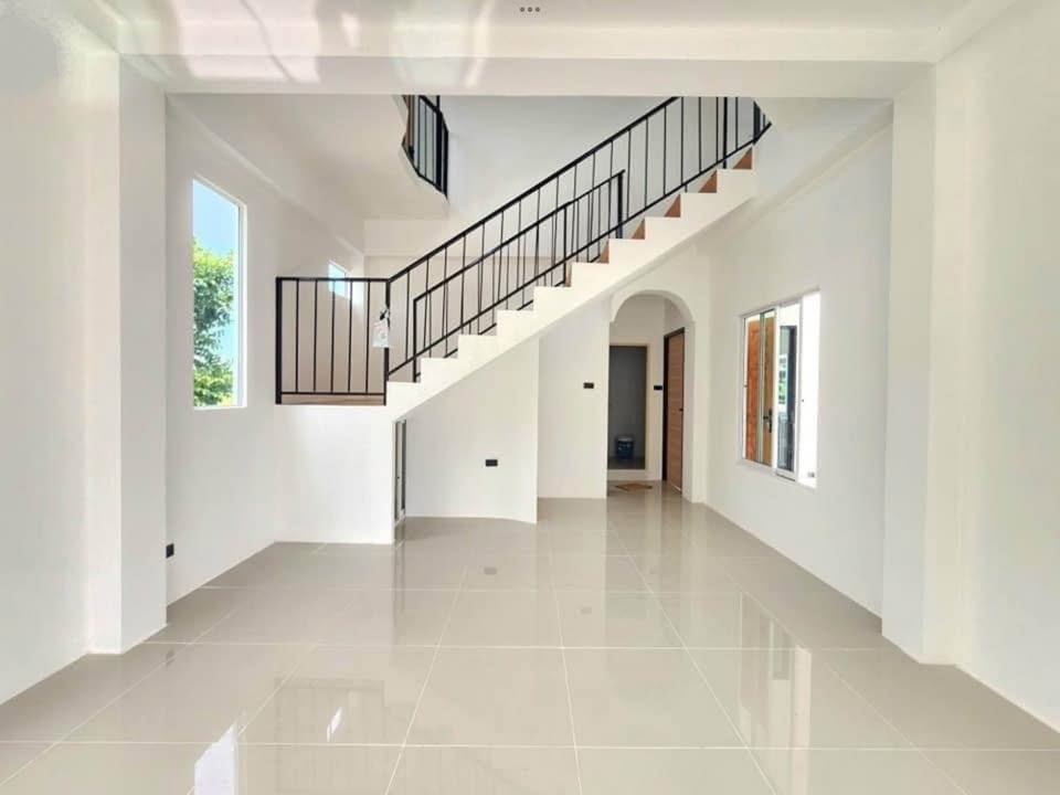 4 Bedroom House For Sale in San Phisuea, Mueang Chiang Mai, Chiang Mai - Image 2